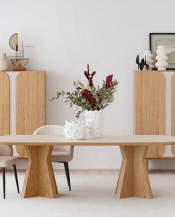 Mesa de comedor LINEA de sobre cerámico beige con base fresno natural